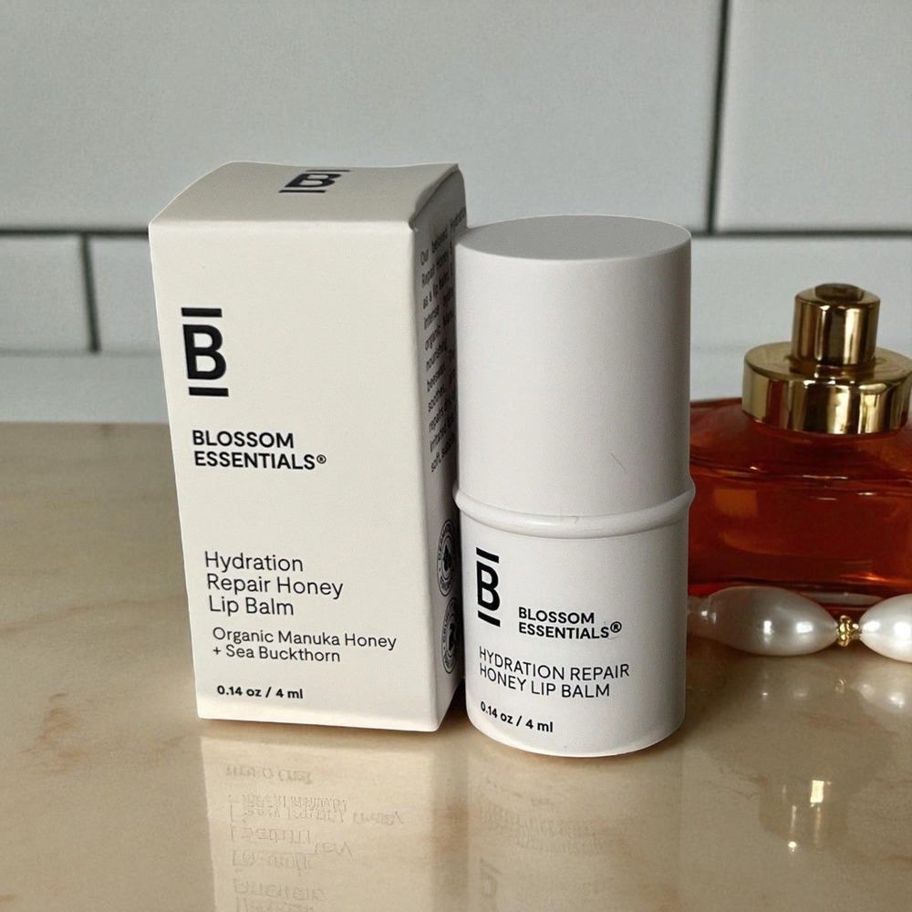 Blossom Essentials Hydration Repair Honey Lip Balm Organic Manuka New